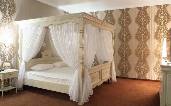 Апартаменты в Главном корпусе